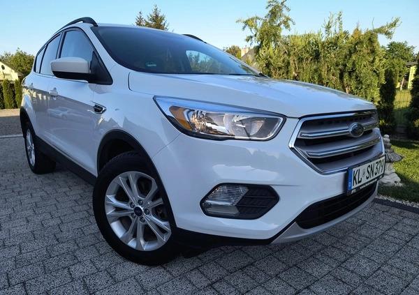 Ford Escape cena 63900 przebieg: 101000, rok produkcji 2018 z Barlinek małe 79